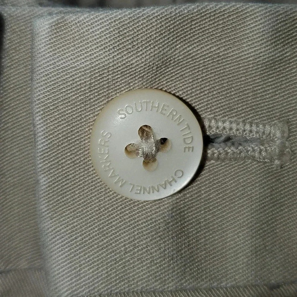 Southern Tide Men's Khaki Flat Front Shorts Size 34 - Picture 6 of 10